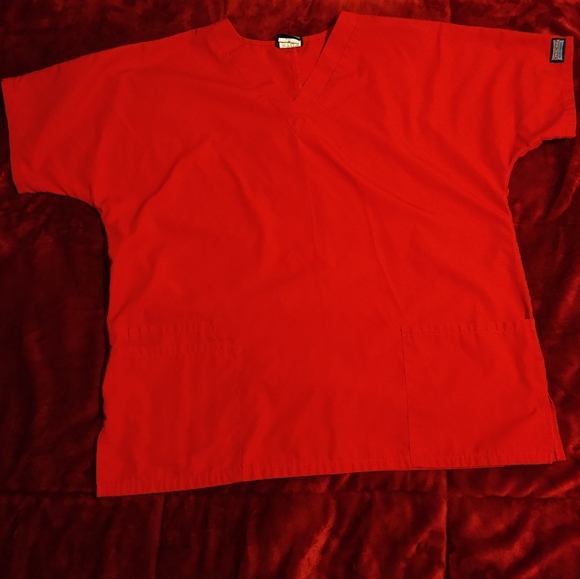 7 Med Scrub Tops - Picture 7 of 11